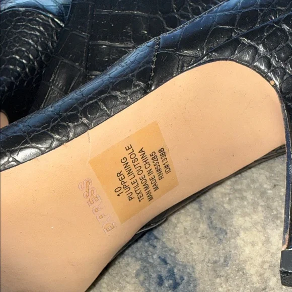 Express Black Croc-Embossed Knee-High Stiletto Boots size 10 - Picture 8 of 12